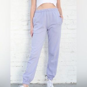 Brandy Melville Rosa Sweatpants